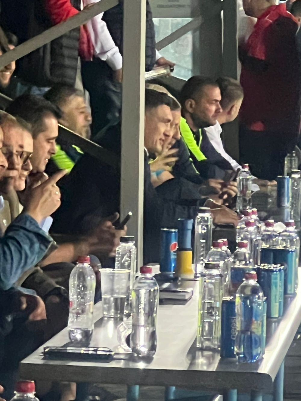 Surpriză uriașă! Ce fost jucător de la FCSB a fost prezent la meciul cu FC Bihor, lângă MM și Argăseală_2