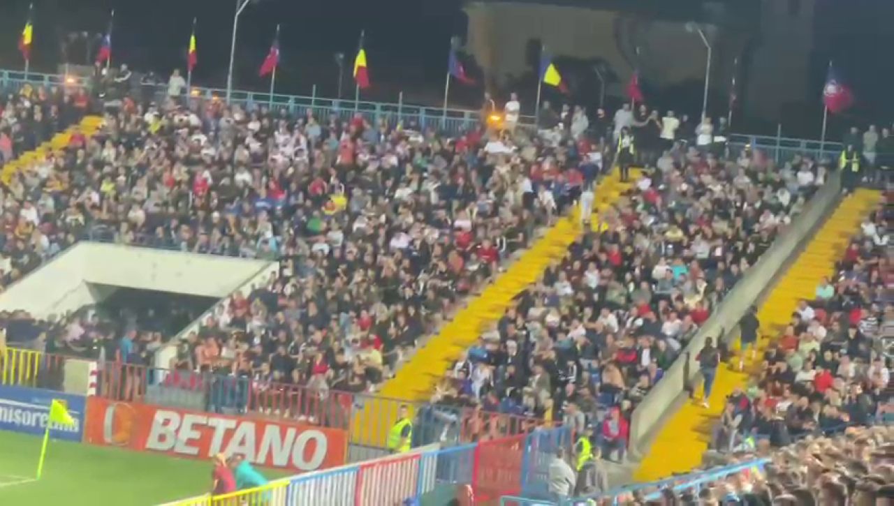 Nu ai loc să arunci un ac! Atmosferă superbă la FC Bihor - FCSB_29