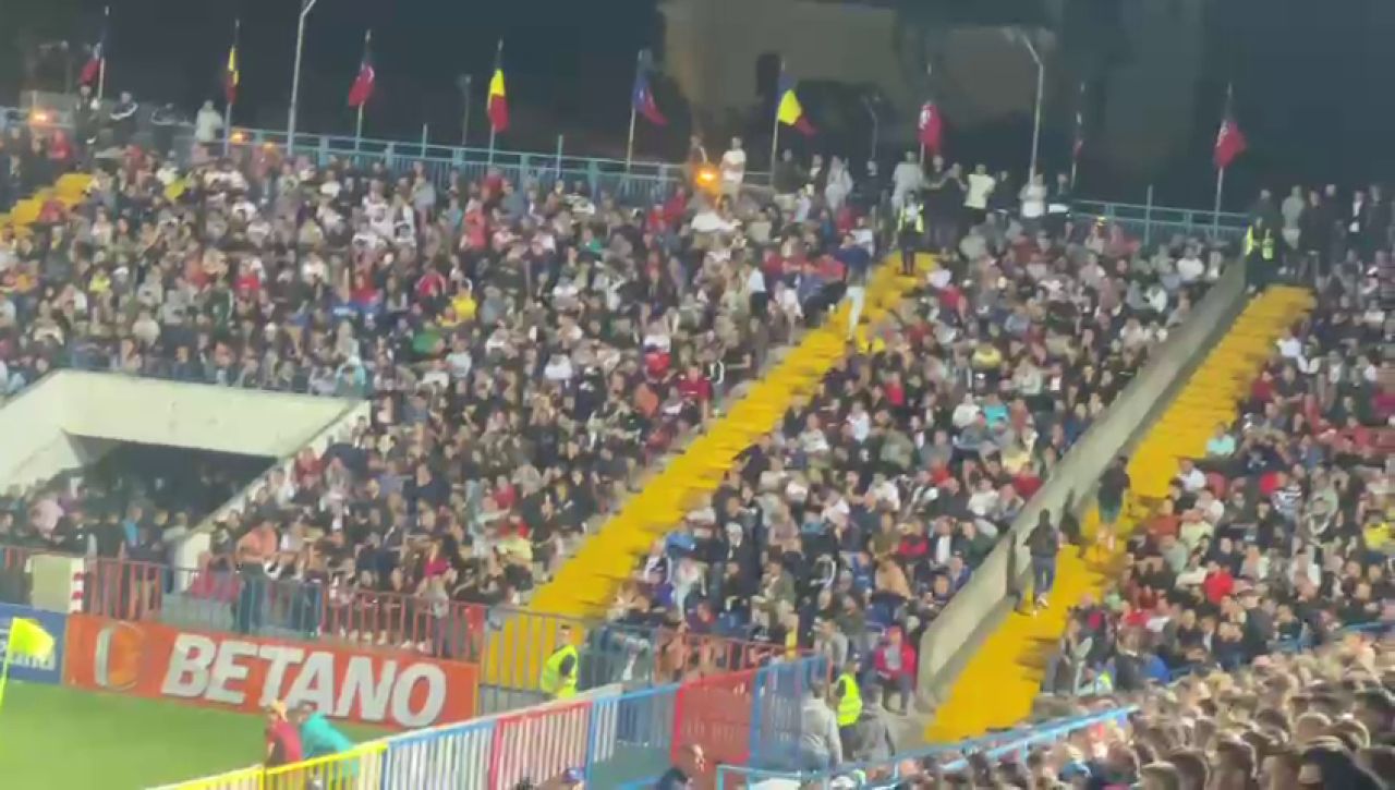 Nu ai loc să arunci un ac! Atmosferă superbă la FC Bihor - FCSB_30