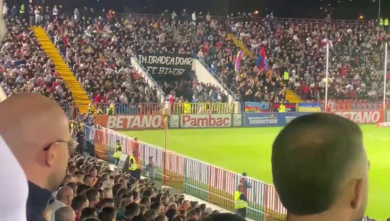Nu ai loc să arunci un ac! Atmosferă superbă la FC Bihor - FCSB_42