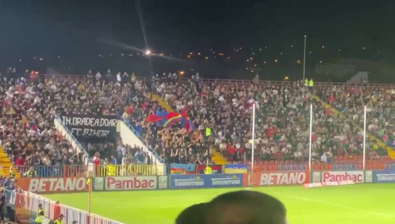 Nu ai loc să arunci un ac! Atmosferă superbă la FC Bihor - FCSB_49