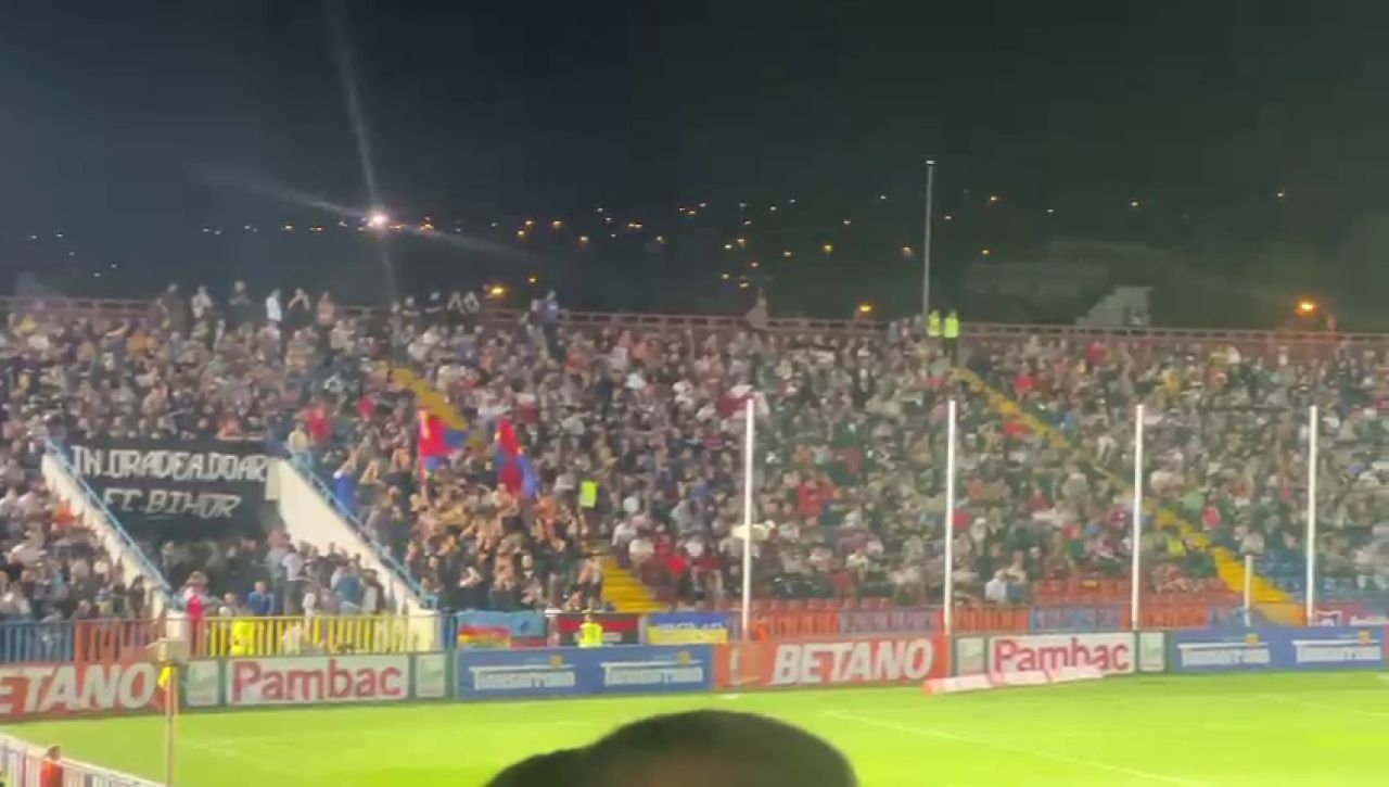 Nu ai loc să arunci un ac! Atmosferă superbă la FC Bihor - FCSB_51