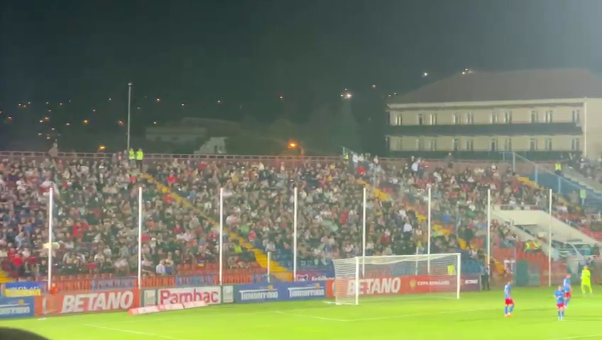 Nu ai loc să arunci un ac! Atmosferă superbă la FC Bihor - FCSB_58
