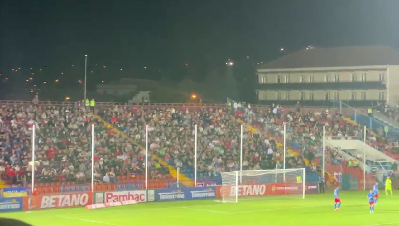 Nu ai loc să arunci un ac! Atmosferă superbă la FC Bihor - FCSB_58