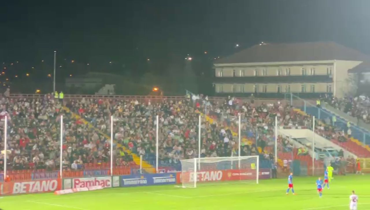 Nu ai loc să arunci un ac! Atmosferă superbă la FC Bihor - FCSB_59