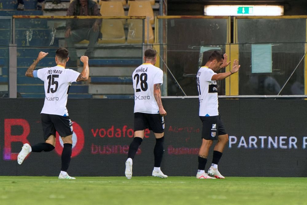 Valentin Mihăilă, assist în victoria Parmei din ultima etapă! Notele primite de el și Dennis Man _4