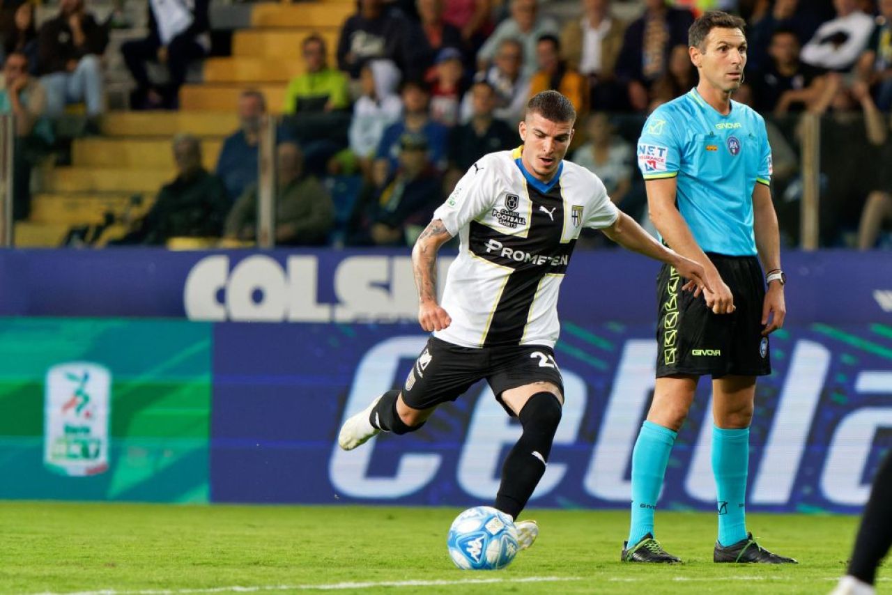 Valentin Mihăilă, assist în victoria Parmei din ultima etapă! Notele primite de el și Dennis Man _1