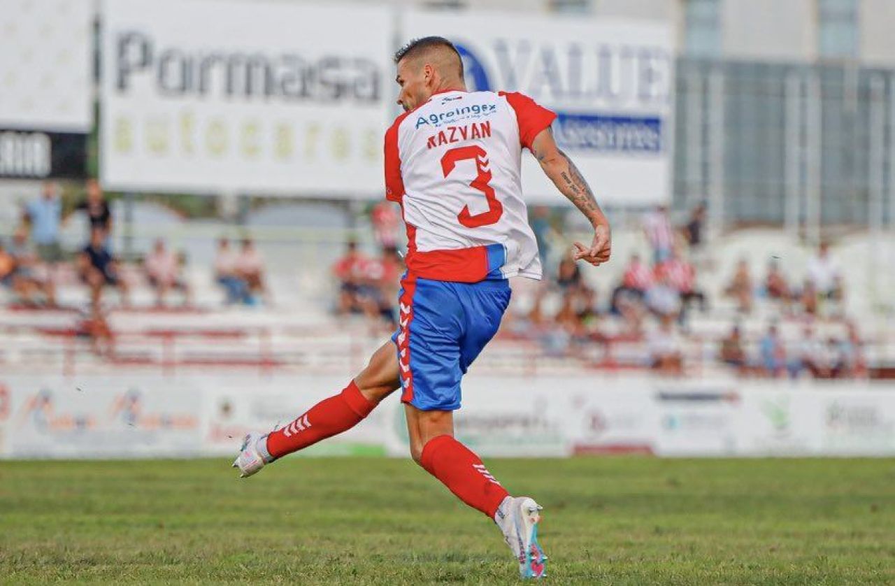 Unde a ajuns să joace, la 34 de ani, cel mai tânăr marcator al FCSB-ului în cupele europene_3