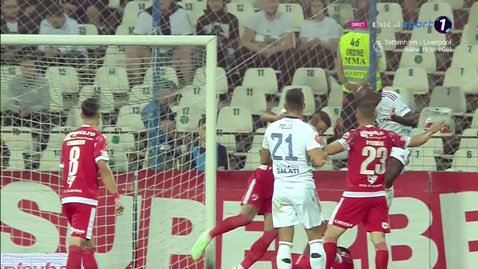 Fază controversată în Oțelul Galați - Dinamo! Gazdele au cerut lovitură de pedeapsă_6