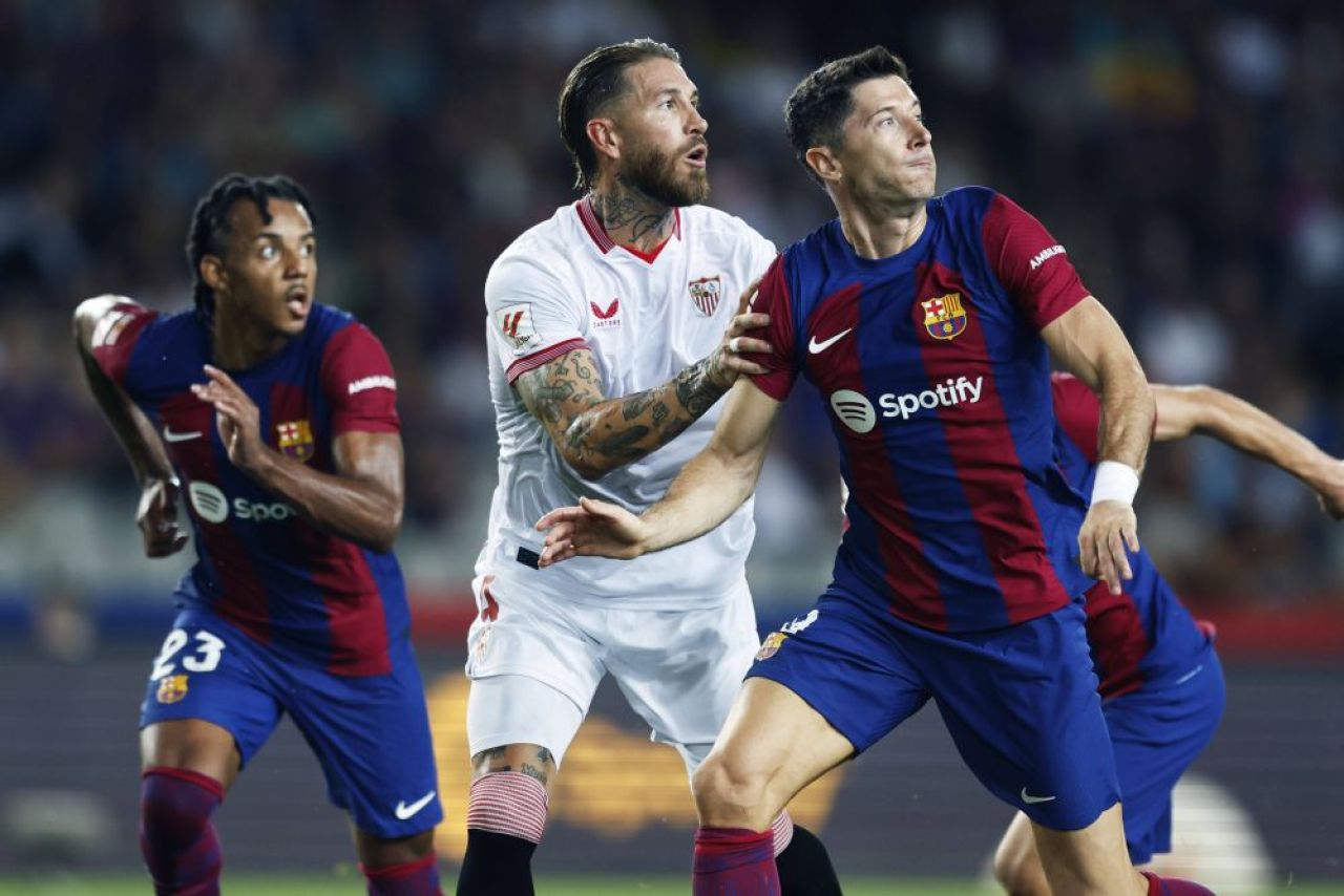 Bietul Sergio Ramos! Păcălit de Lamine Yamal, a dat autogolul decisiv în derby-ul Barcelona - Sevilla_3