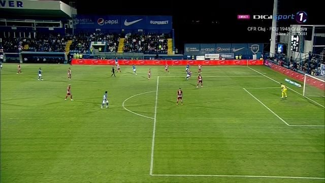 Hagi s-a aprins la conferință: 