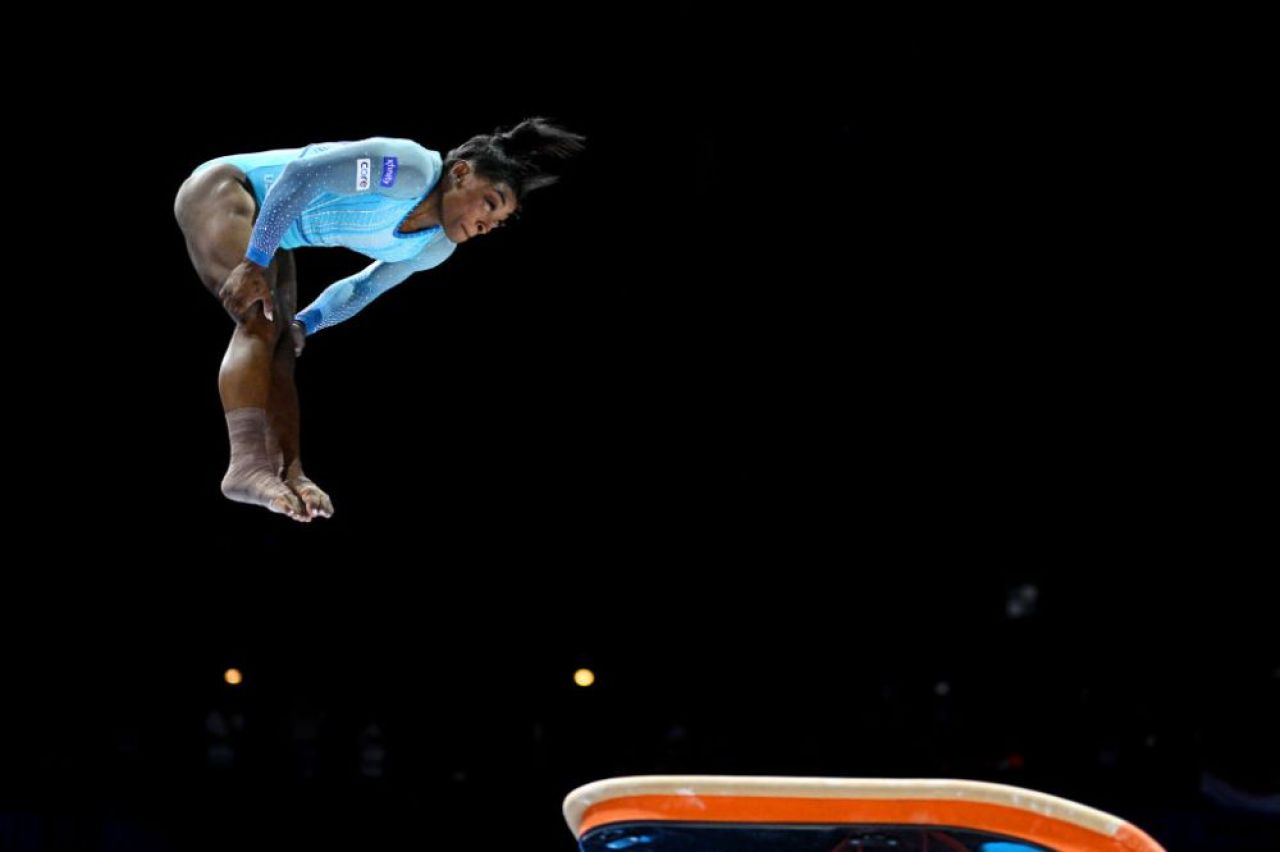 Performanță istorică pentru Simone Biles, la Mondialele din Antwerp. A reușit o săritură incredibilă, care îi va purta numele_1