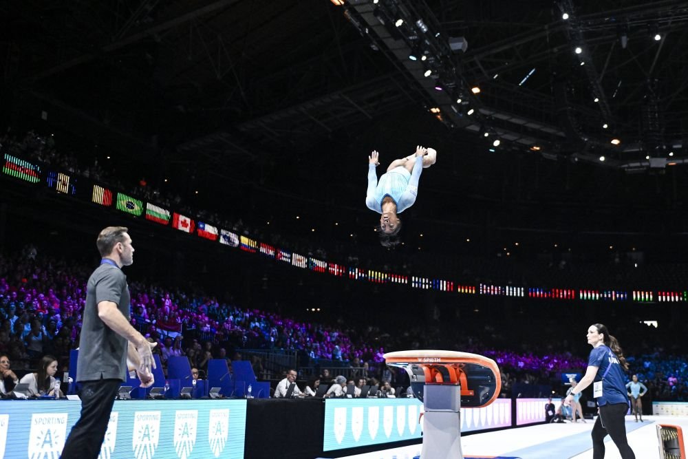 Performanță istorică pentru Simone Biles, la Mondialele din Antwerp. A reușit o săritură incredibilă, care îi va purta numele_4