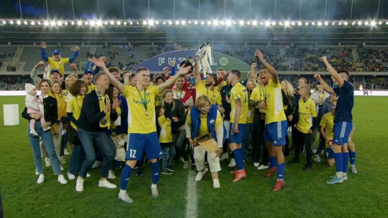 Clubul de liga a doua înființat în 2022 care tocmai a luat Cupa și merge în Europa! Căpitanul, fost jucător în România_1