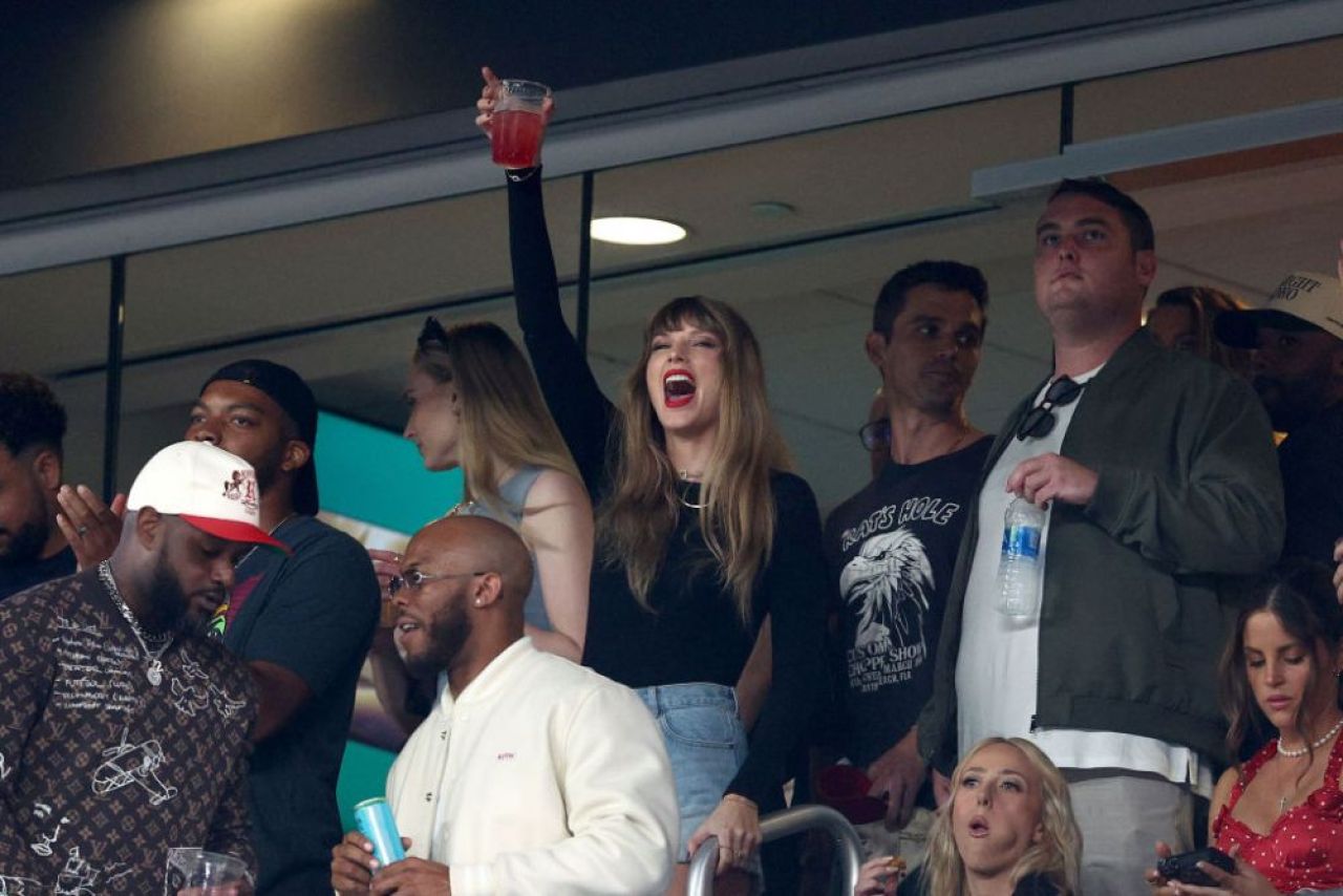 Nu știa că e filmată! Comentariul spumos făcut de Taylor Swift la adresa sportivului Travis Kelce și reacția fanilor_9