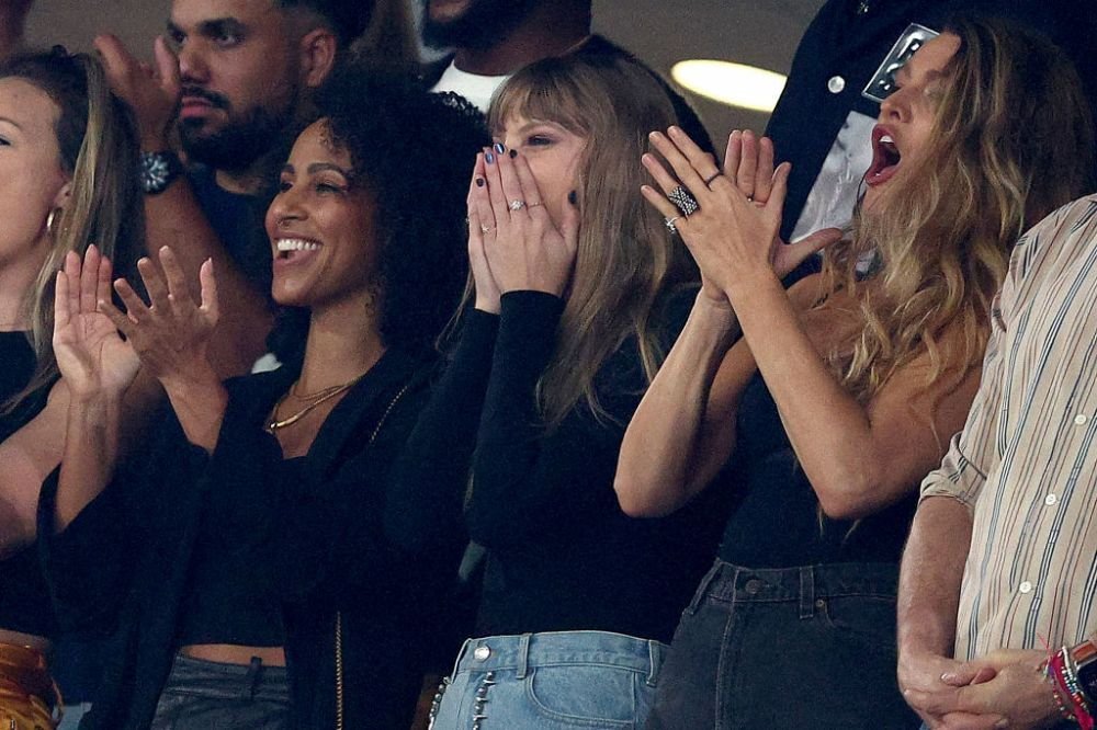 Nu știa că e filmată! Comentariul spumos făcut de Taylor Swift la adresa sportivului Travis Kelce și reacția fanilor_11