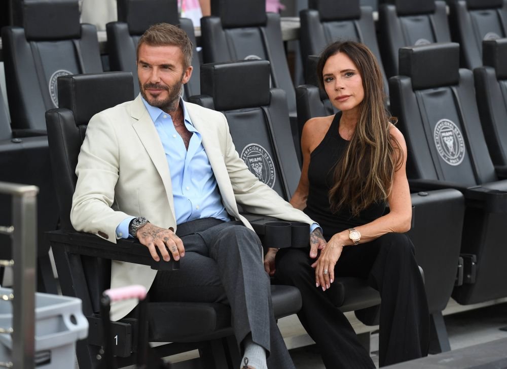 „Te scuipă, te insultă!” Victoria Beckham a spus tot despre chinui trăit de David în fotbal! Care a fost cel mai dur moment _12