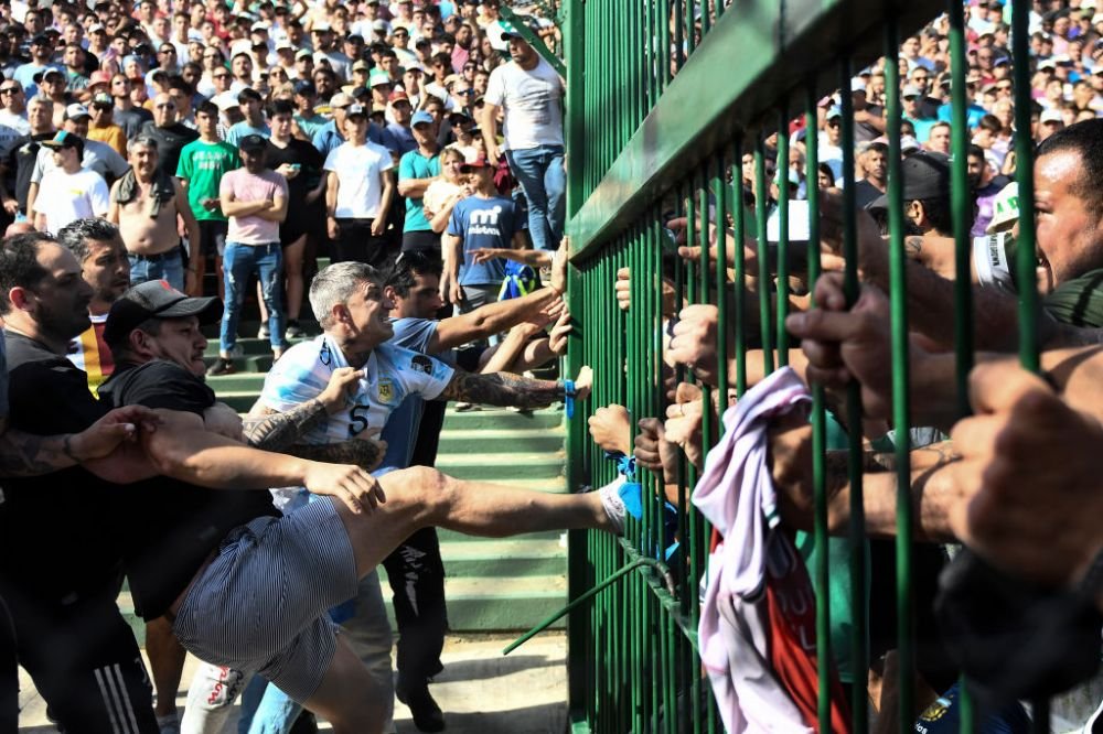 Tragedie în Argentina. O fană a fost ucisă în mod sălbatic după un derby important_7