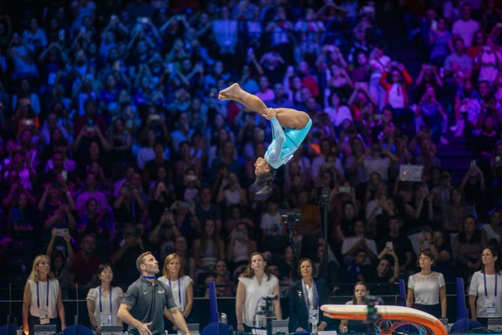 A scris istorie chiar și cu penalizare! Simone Biles a dominat competiția deși știa că i se deduc puncte la săritura senzațională care îi poartă numele _7