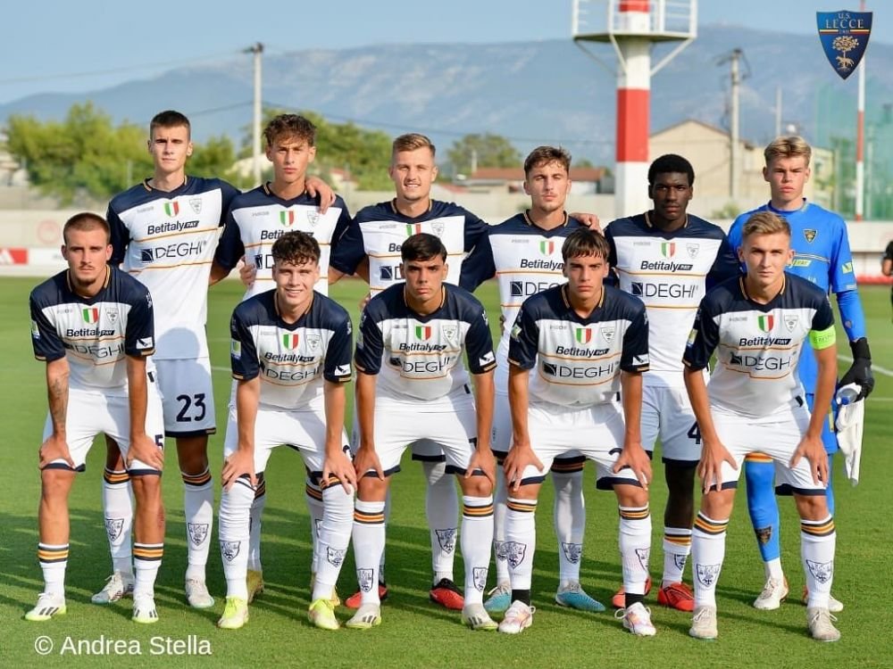 Echipa campioană cu 4 români titulari a debutat în UEFA Youth League! Unul a fost căpitan, altul a marcat_2
