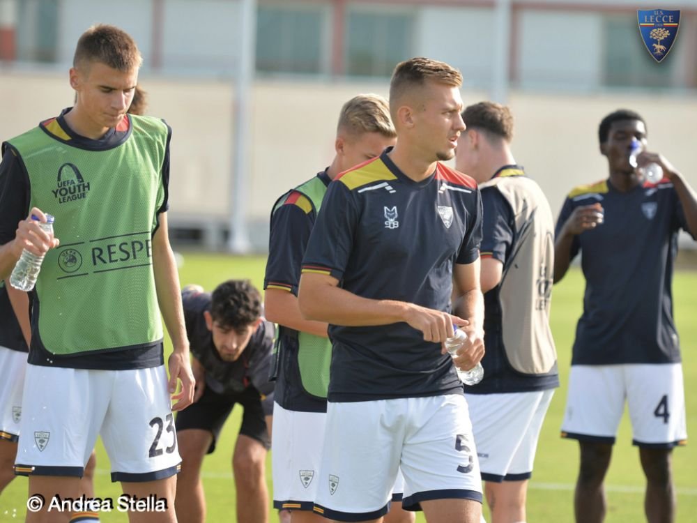 Echipa campioană cu 4 români titulari a debutat în UEFA Youth League! Unul a fost căpitan, altul a marcat_11
