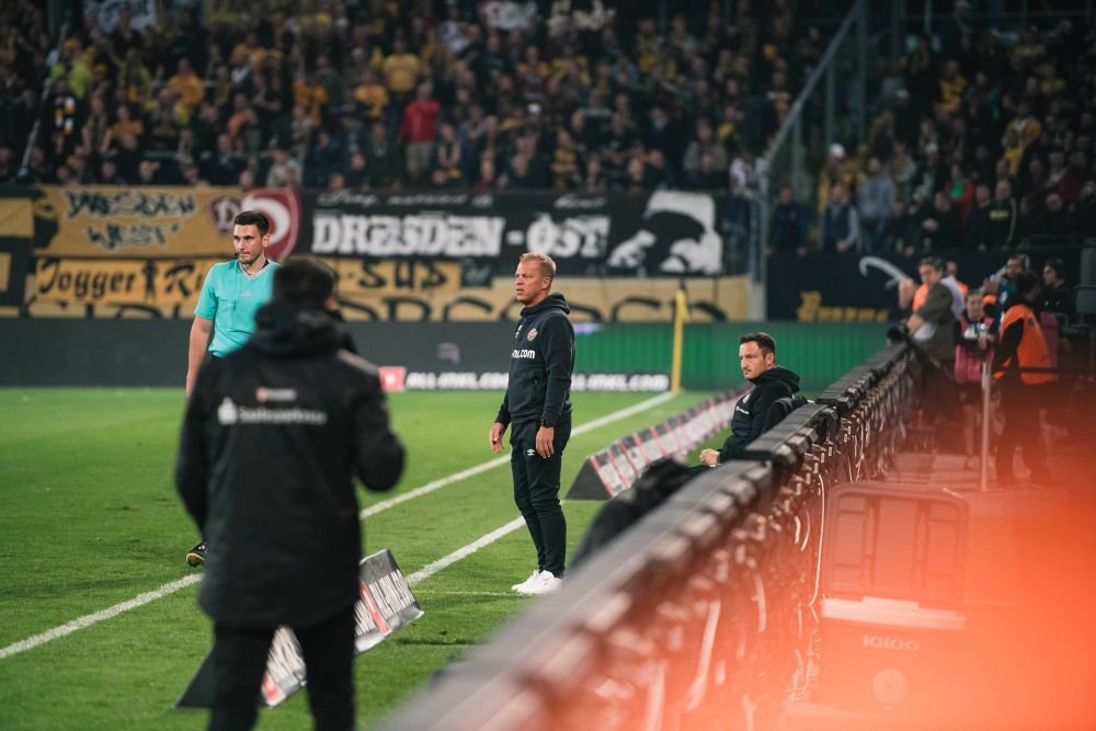 La mijlocul săptămânii și în seară de UCL, o echipă de liga a treia a strâns aproape 30.000 de oameni la meci!_11