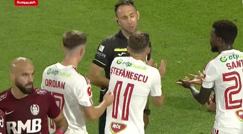 Proteste vehemente după penalty-ul primit de CFR Cluj contra lui Sepsi_1
