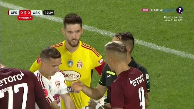 Proteste vehemente după penalty-ul primit de CFR Cluj contra lui Sepsi_12