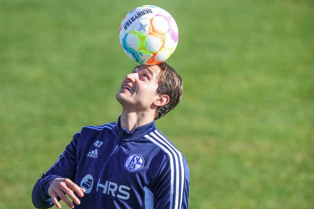 Andreas Ivan, fotbalistul român accidentat imediat după debutul în Bundesliga, a revenit pe gazon după 8 luni: ”Nu mă las!”_5