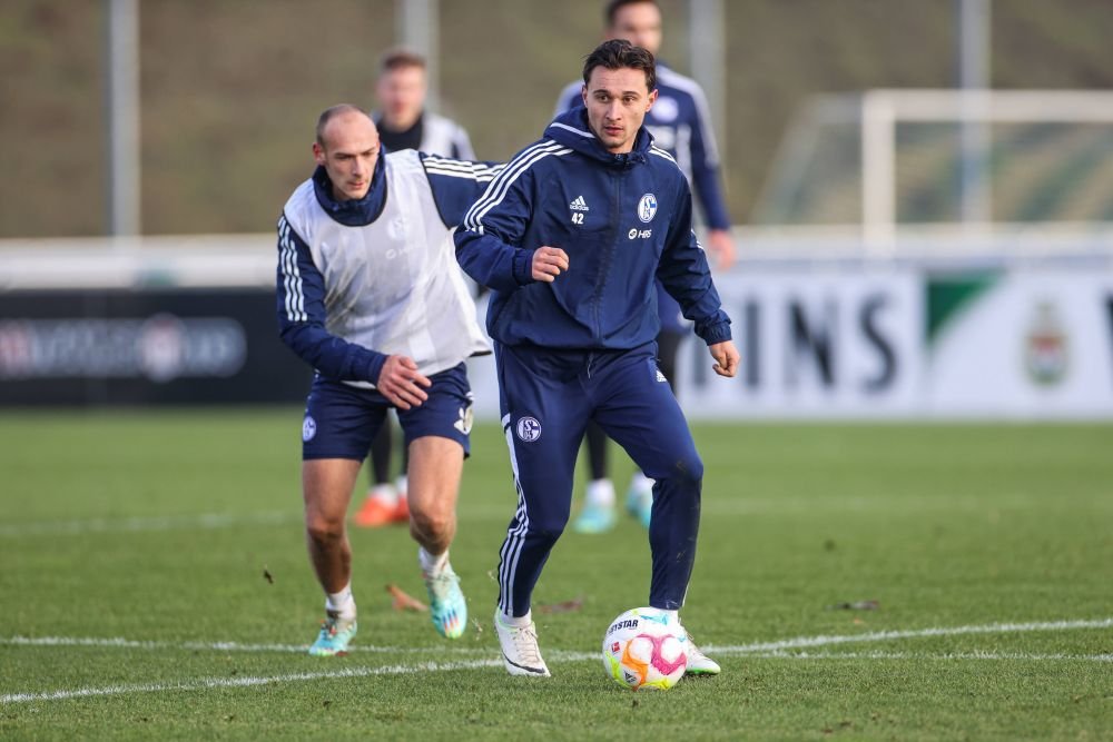 Andreas Ivan, fotbalistul român accidentat imediat după debutul în Bundesliga, a revenit pe gazon după 8 luni: ”Nu mă las!”_10