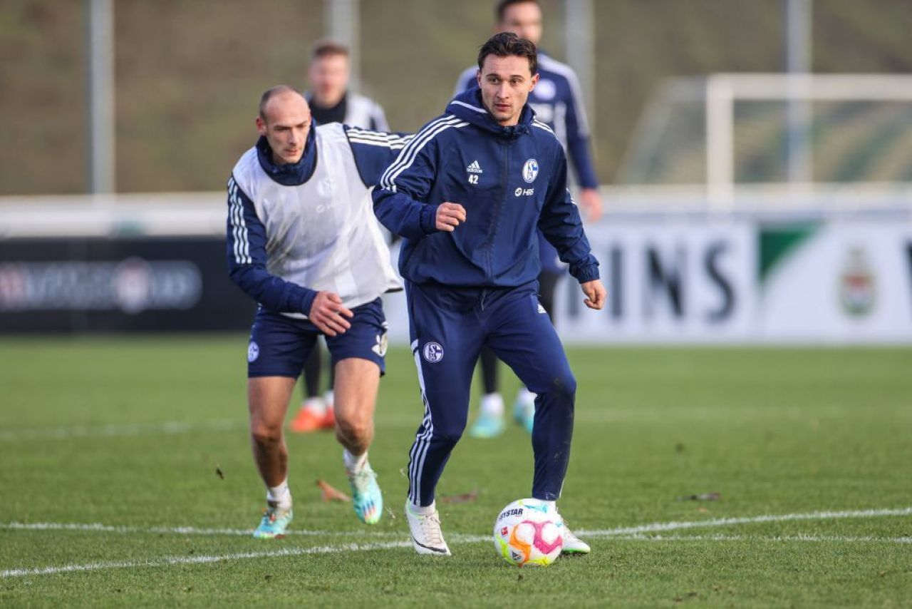 Andreas Ivan, fotbalistul român accidentat imediat după debutul în Bundesliga, a revenit pe gazon după 8 luni: ”Nu mă las!”_10