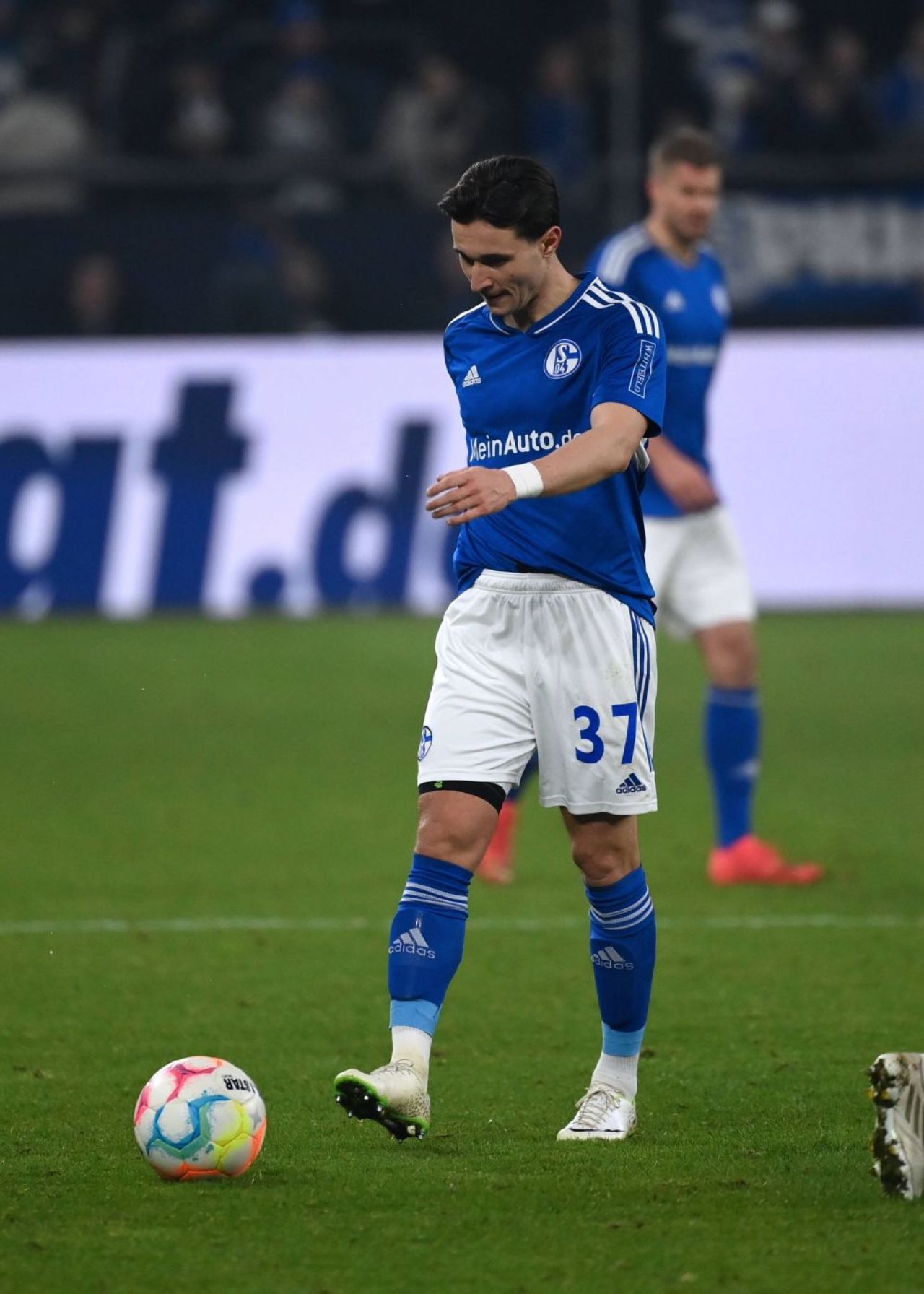 Andreas Ivan, fotbalistul român accidentat imediat după debutul în Bundesliga, a revenit pe gazon după 8 luni: ”Nu mă las!”_24