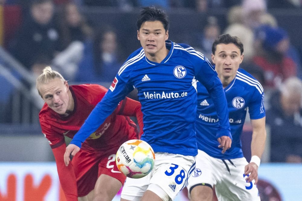 Andreas Ivan, fotbalistul român accidentat imediat după debutul în Bundesliga, a revenit pe gazon după 8 luni: ”Nu mă las!”_25
