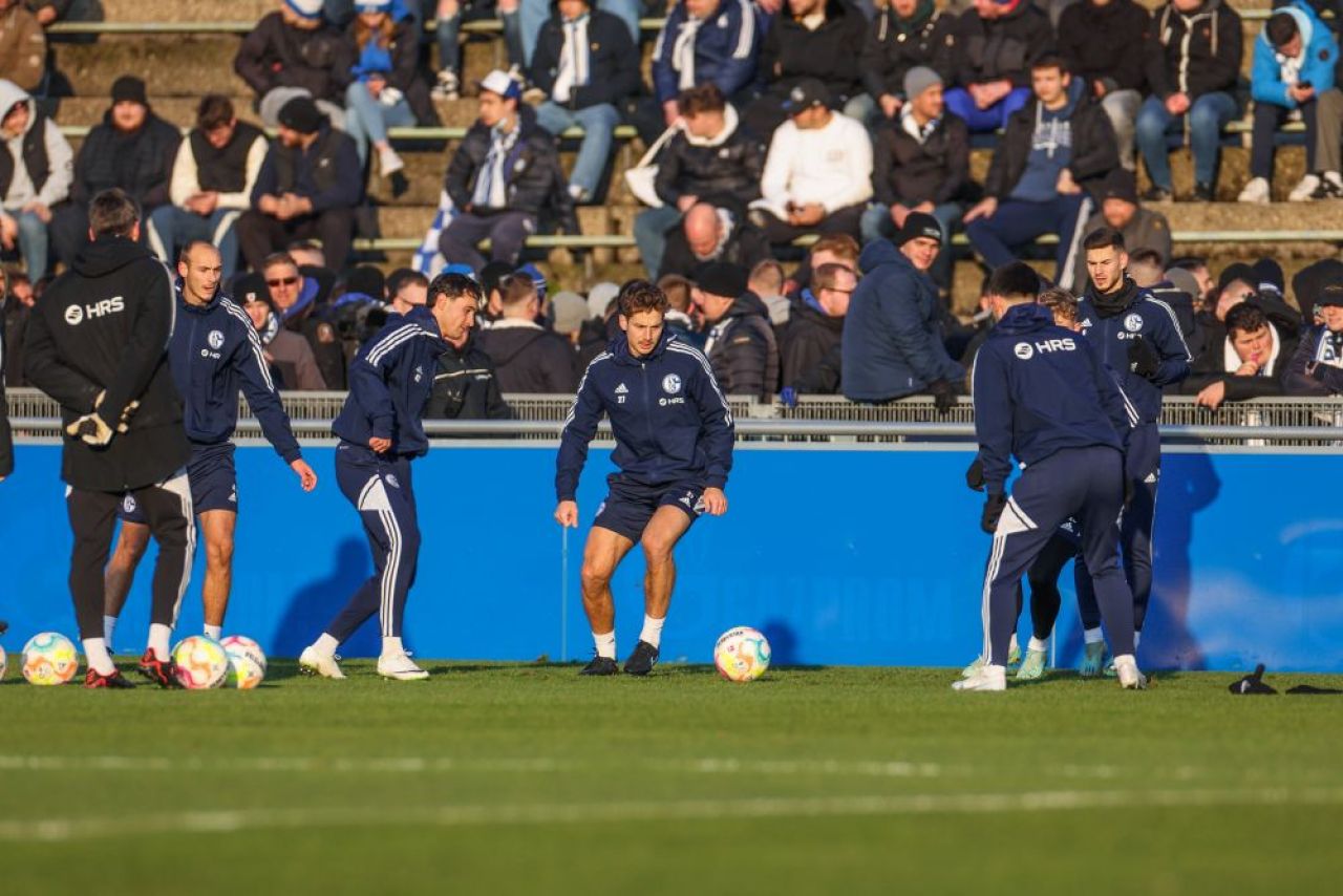Andreas Ivan, fotbalistul român accidentat imediat după debutul în Bundesliga, a revenit pe gazon după 8 luni: ”Nu mă las!”_30