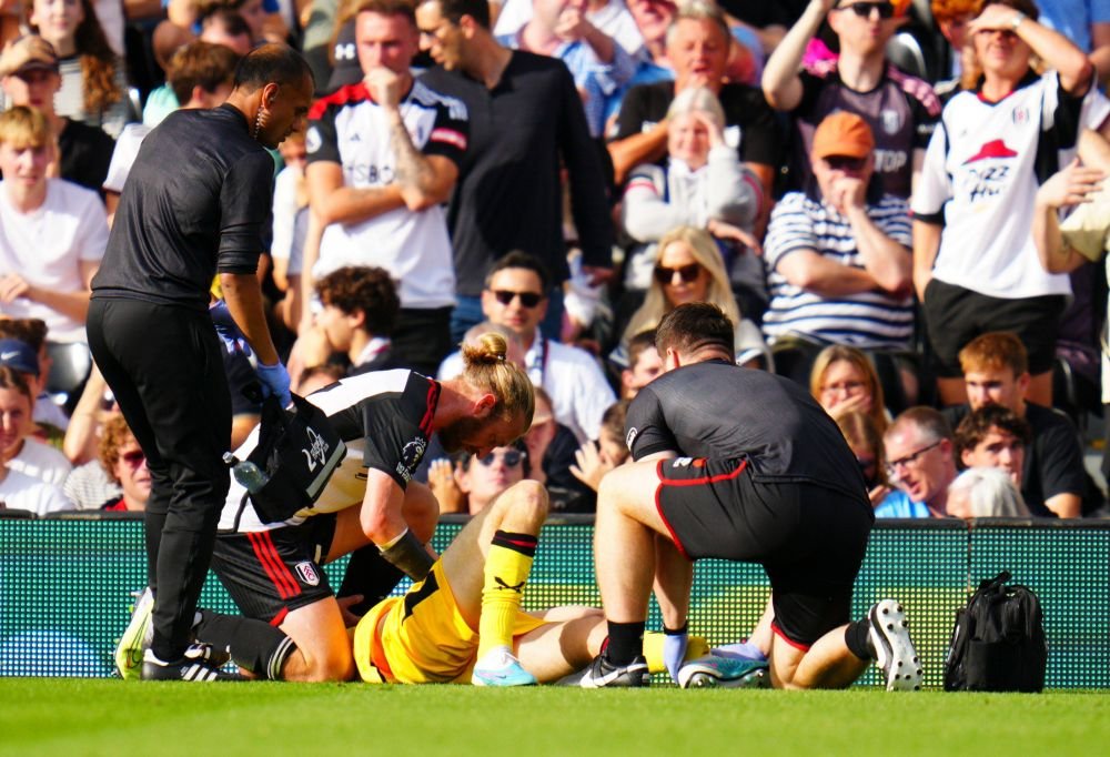Accidentare horror în Premier League! A avut nevoie de oxigen după ce și-a rupt glezna pe teren! Imagini cu puternic impact emoțional _8