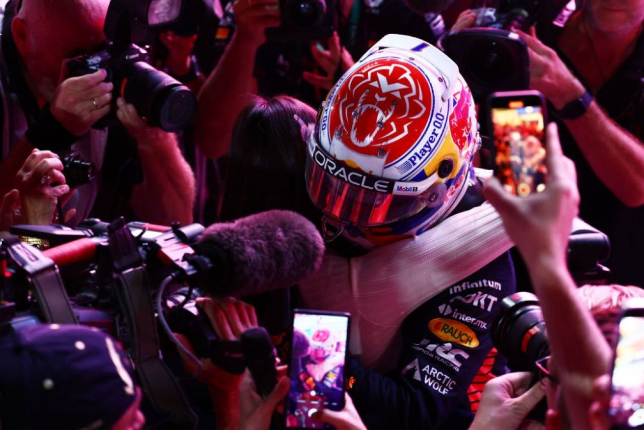 Max Verstappen, campion mondial pentru a treia oară consecutiv! A câștigat titlul la Marele Premiu de Formula 1 din Qatar, cursa sprint, deși nu a terminat pe primul loc _4