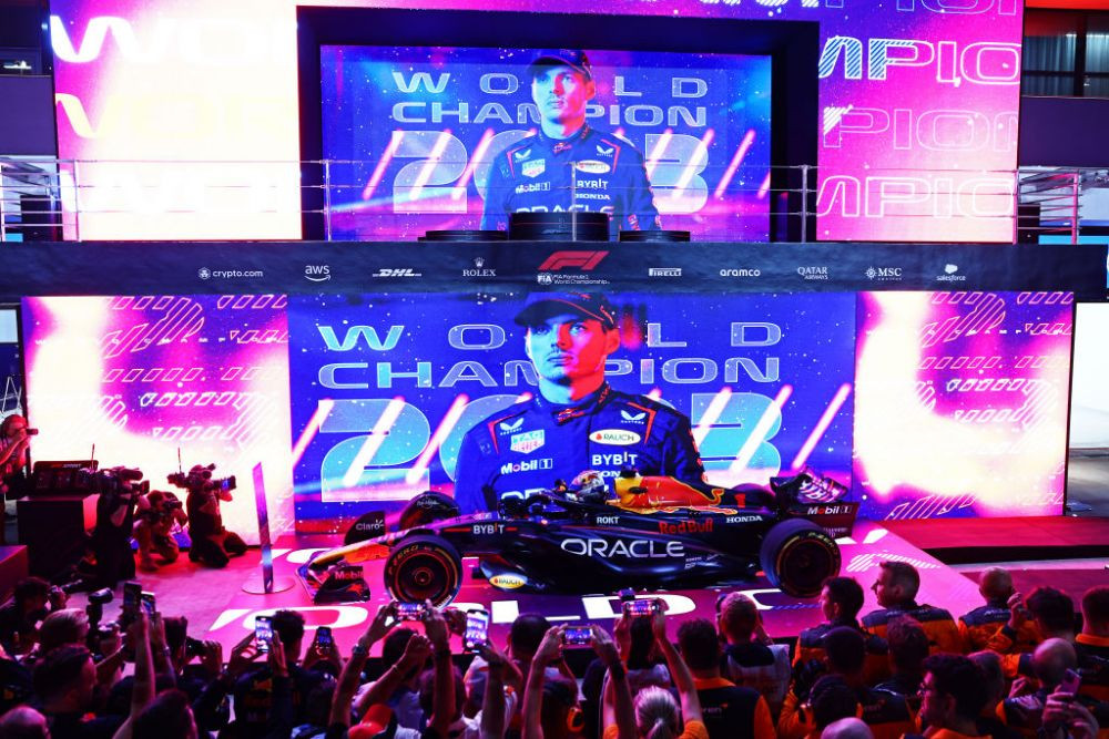 Max Verstappen, campion mondial pentru a treia oară consecutiv! A c&acirc;știgat titlul la Marele Premiu de Formula 1 din Qatar, cursa sprint, deși nu a terminat pe primul loc&nbsp;