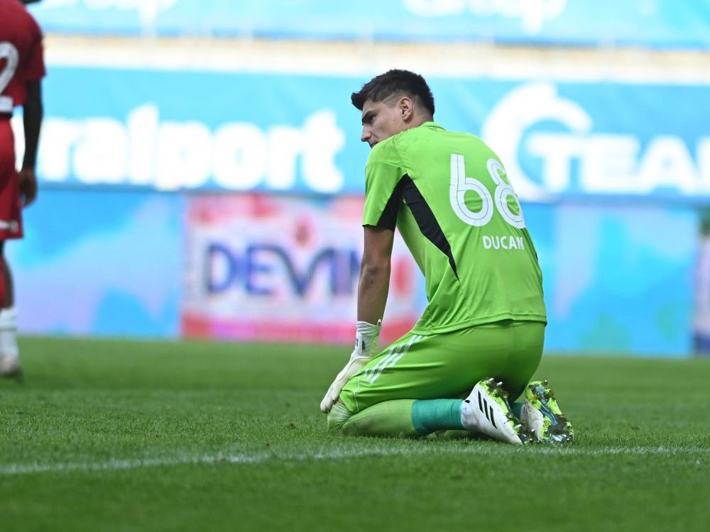 Omul meciului din FC Botoșani - FCSB e supărat pe propriii suporteri: &rdquo;Acum două etape eram &icirc;njurat&rdquo;