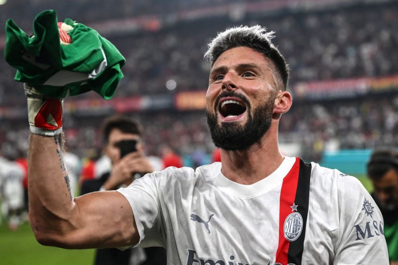 Portarul Giroud vs atacantul Pușcaș! A intrat în poartă și a blocat tot în Genoa - Milan! Drăgușin a refuzat să își înlocuiască portarul _29
