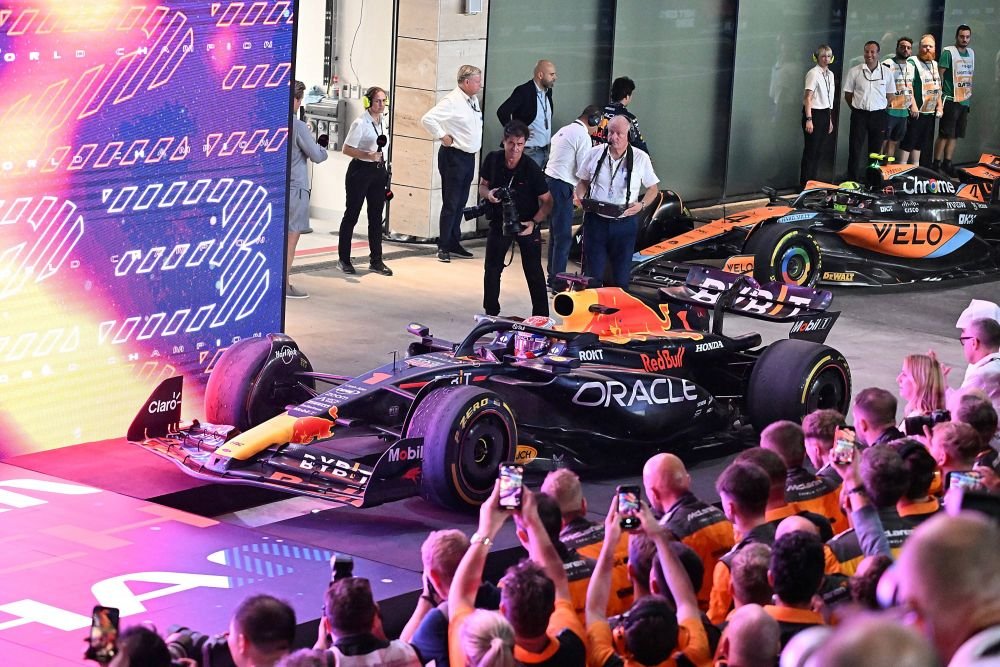 Verstappen critică după ce a devenit campion mondial: ”E o rușine”_2
