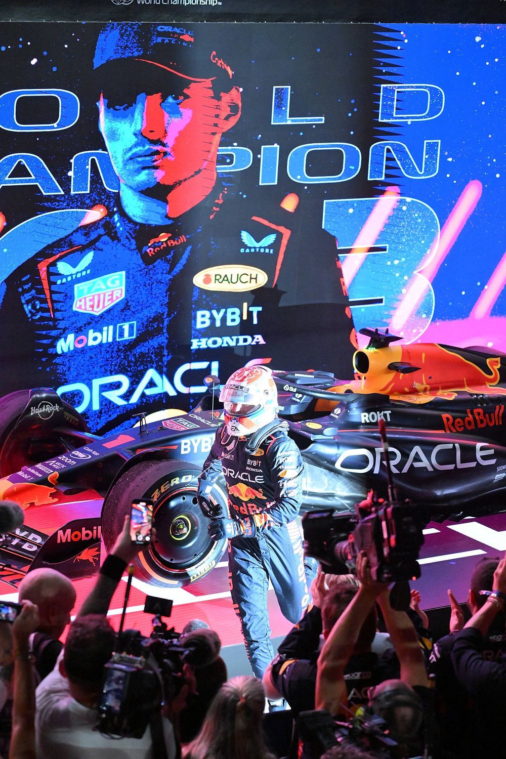 Verstappen critică după ce a devenit campion mondial: ”E o rușine”_3