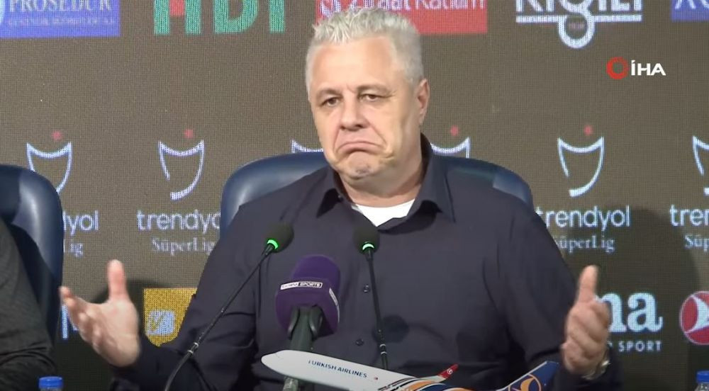 &bdquo;Nu i-am văzut pe teren. Vreau să &icirc;ntreb: de ce?&rdquo; Marius Șumudică, spumos la conferința de presă după &icirc;nfr&acirc;ngerea cu Basaksehir&nbsp;