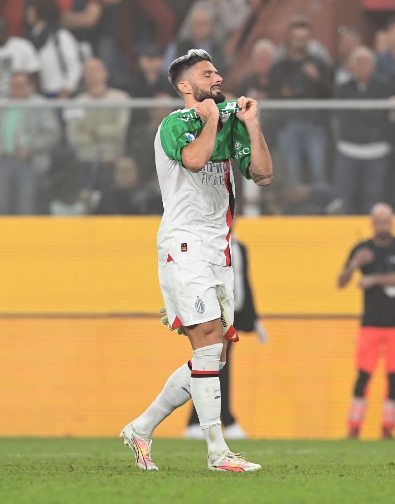 Decizie fără precedent luată de AC Milan după ce Olivier Giroud a intrat în poartă și a devenit erou_8
