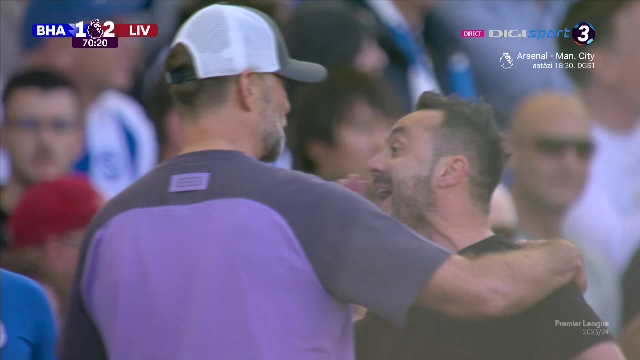 Roberto De Zerbi, criză de nervi la marginea terenului! Jurgen Klopp a venit să-l calmeze