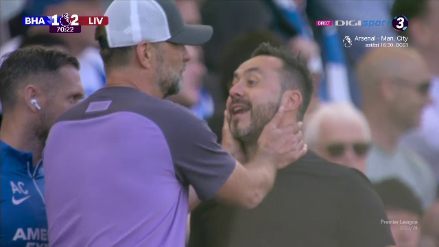 Roberto De Zerbi, criză de nervi la marginea terenului! Jurgen Klopp a venit să-l calmeze_32