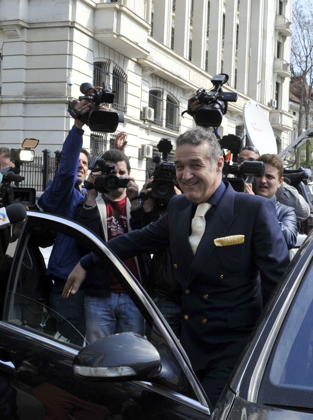 Gigi Becali a stabilit ierarhia la FCSB. 