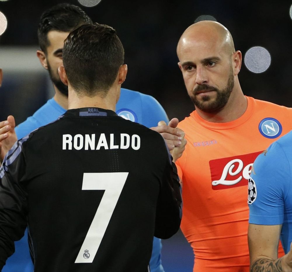 Pepe Reina &icirc;ncearcă imposibilul: vrea să doboare recordul lui Cristiano Ronaldo!