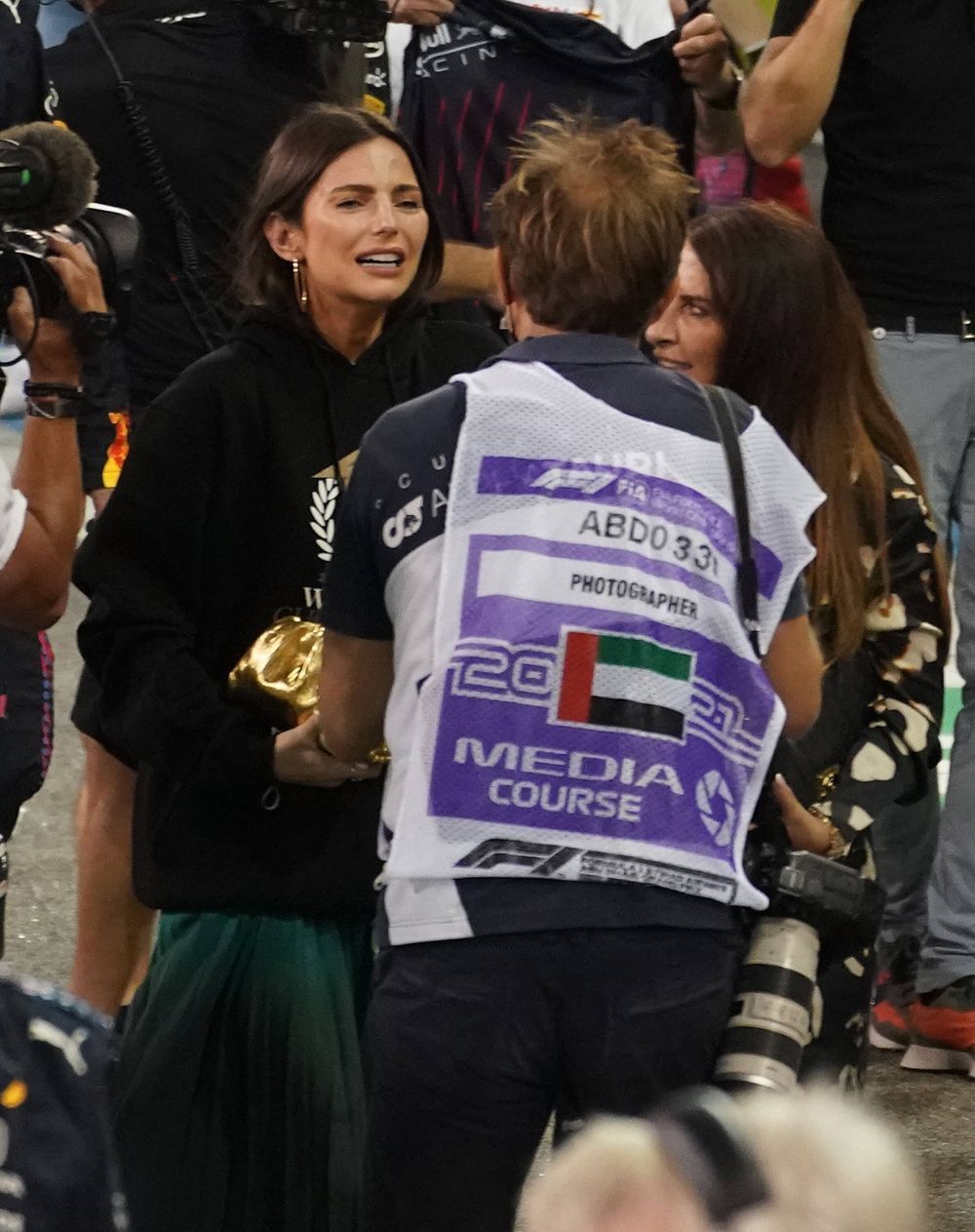 Cum s-a afișat Max Verstappen alături de partenera sa model, Kelly Piquet_29