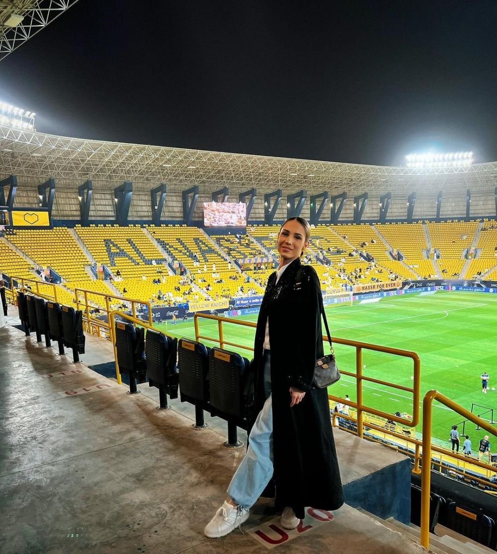 Fiica lui Marius Șumudică, protagonista unei ședințe foto spectaculoase. Fanii au lăudat-o imediat: 