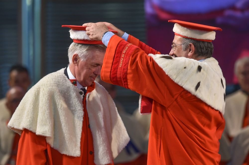 Carlo Ancelotti, dat de gol de rectorul Universității din Parma după ce a fost învestit Doctor Honoris Causa: „Îl așteaptă o aventură extraordinară!” _5